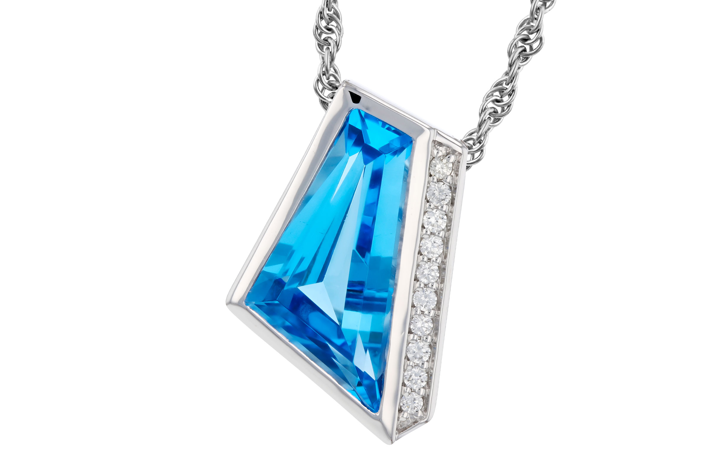 A321-56508: NECKLACE 2.42 SWISS BLUE TOPAZ 2.46 TGW