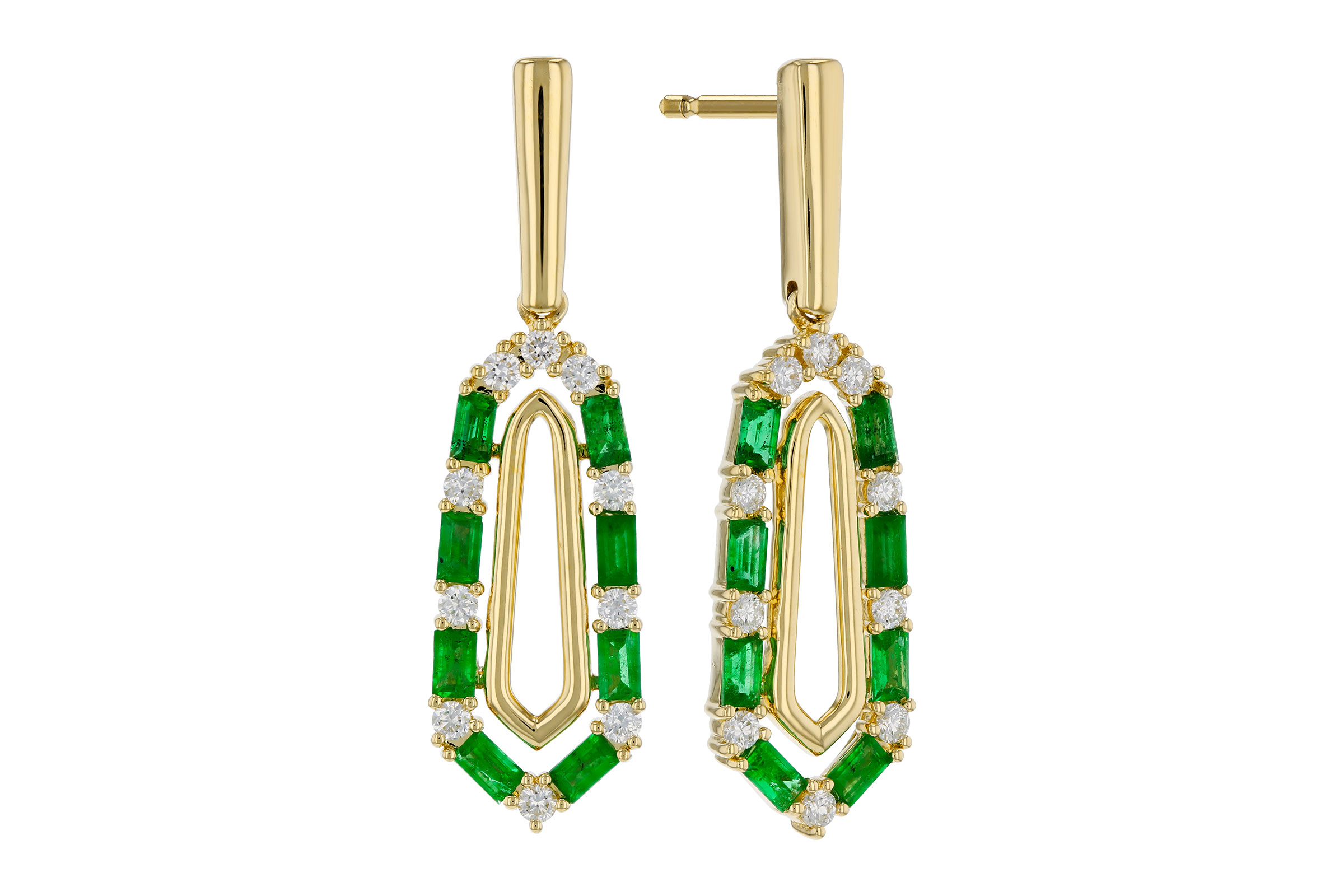 C321-57417: EARR .74 TW EMERALD 1.02 TGW